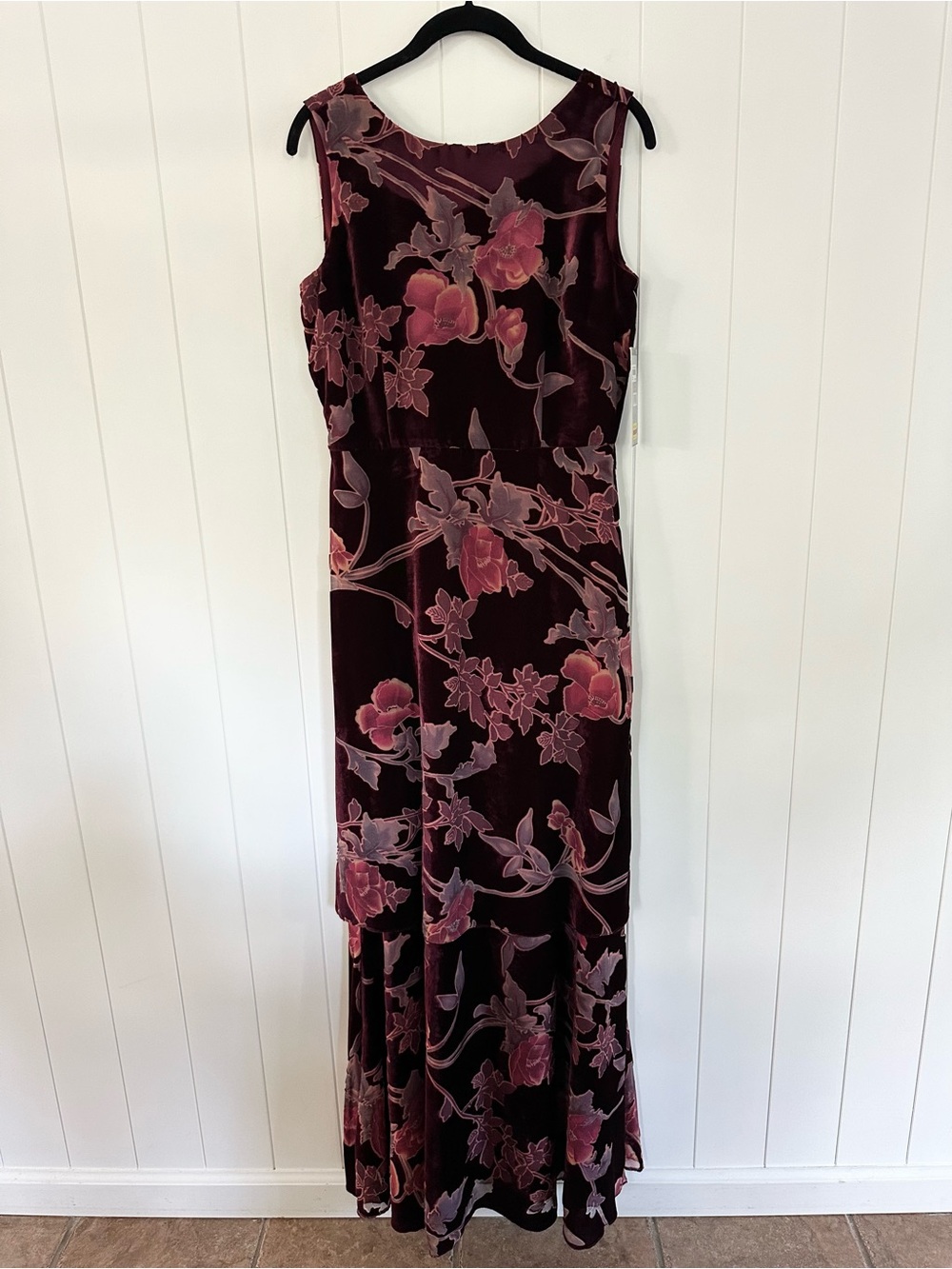 NWT Tahari Burgundy Velvet Maxi Dress with Pink Floral Print Sleeveless